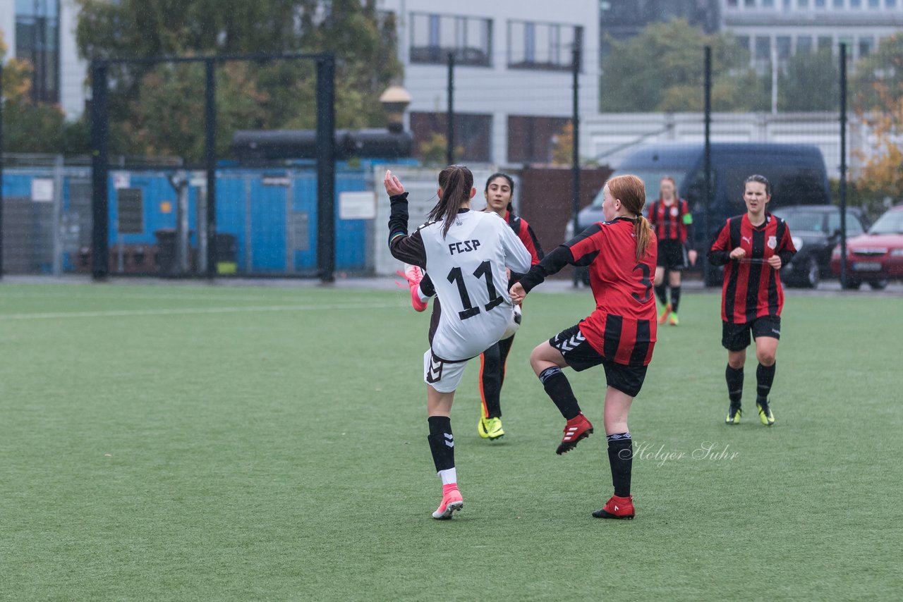 Bild 123 - B-Juniorinnen FC St.Pauli . Braedstrup IF : Ergebnis: 4:1